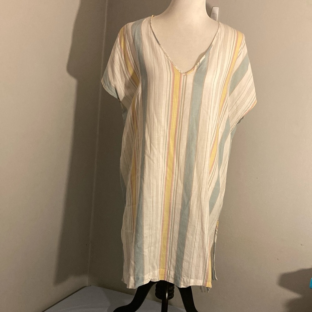 Brand new never worn Patagonia coverup